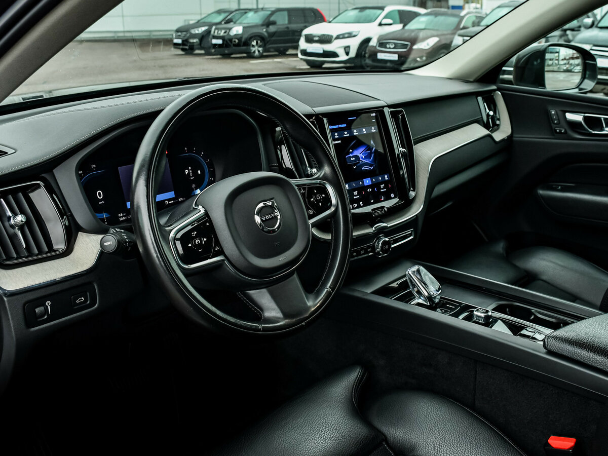 Volvo XC60 с пробегом — 2021 год. Фото: #10