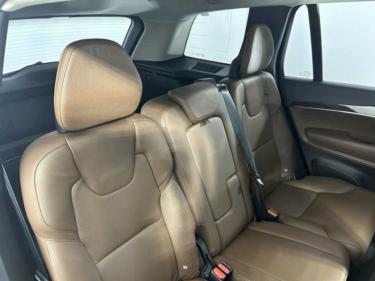 Volvo XC90 с пробегом — 2017 год. Фото: #14
