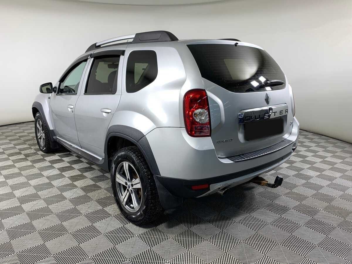 Renault Duster с пробегом — 2012 год. Фото: #6