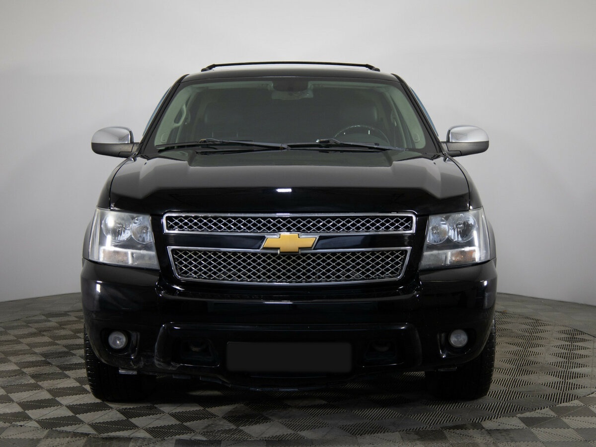 Chevrolet Tahoe с пробегом — 2012 год. Фото: #1