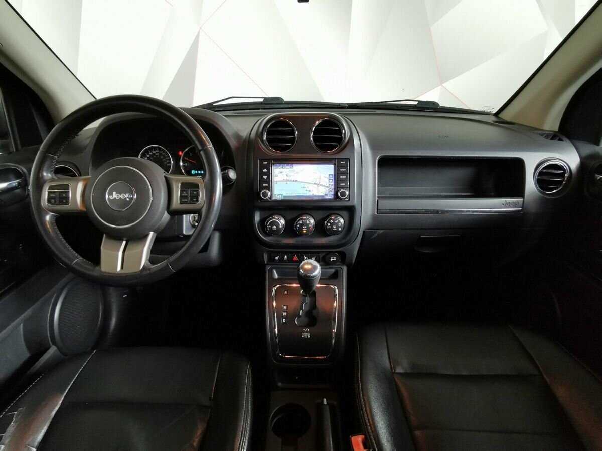 Jeep Compass с пробегом — 2012 год. Фото: #9