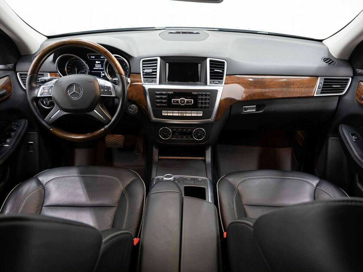 Mercedes-Benz M-Класс с пробегом — 2012 год. Фото: #14