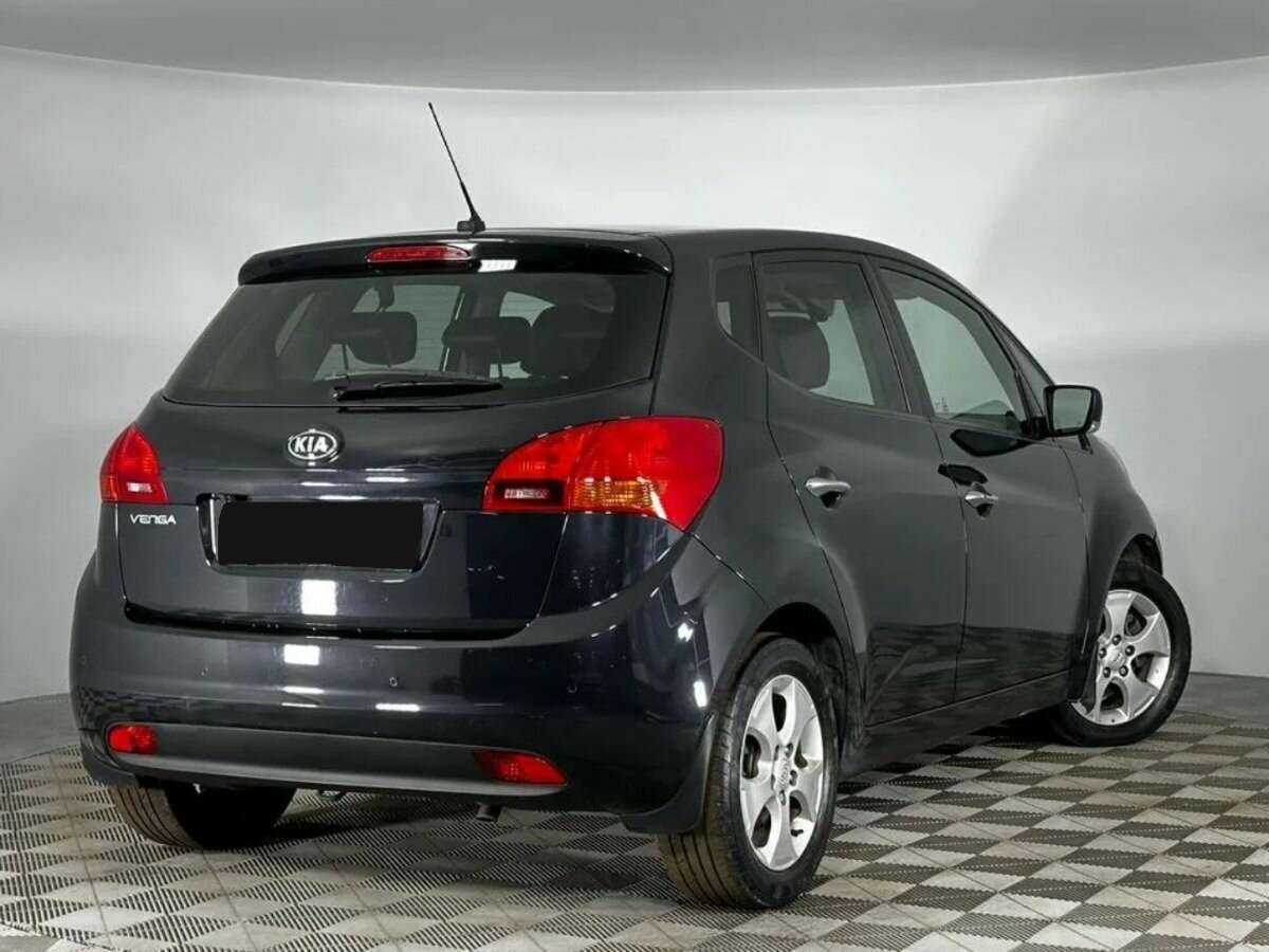 Kia Venga с пробегом — 2013 год. Фото: #1