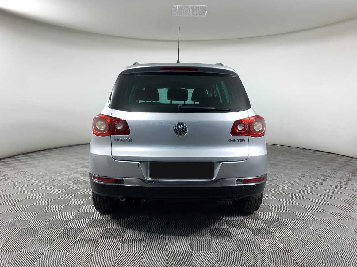 Volkswagen Tiguan с пробегом — 2009 год. Фото: #5