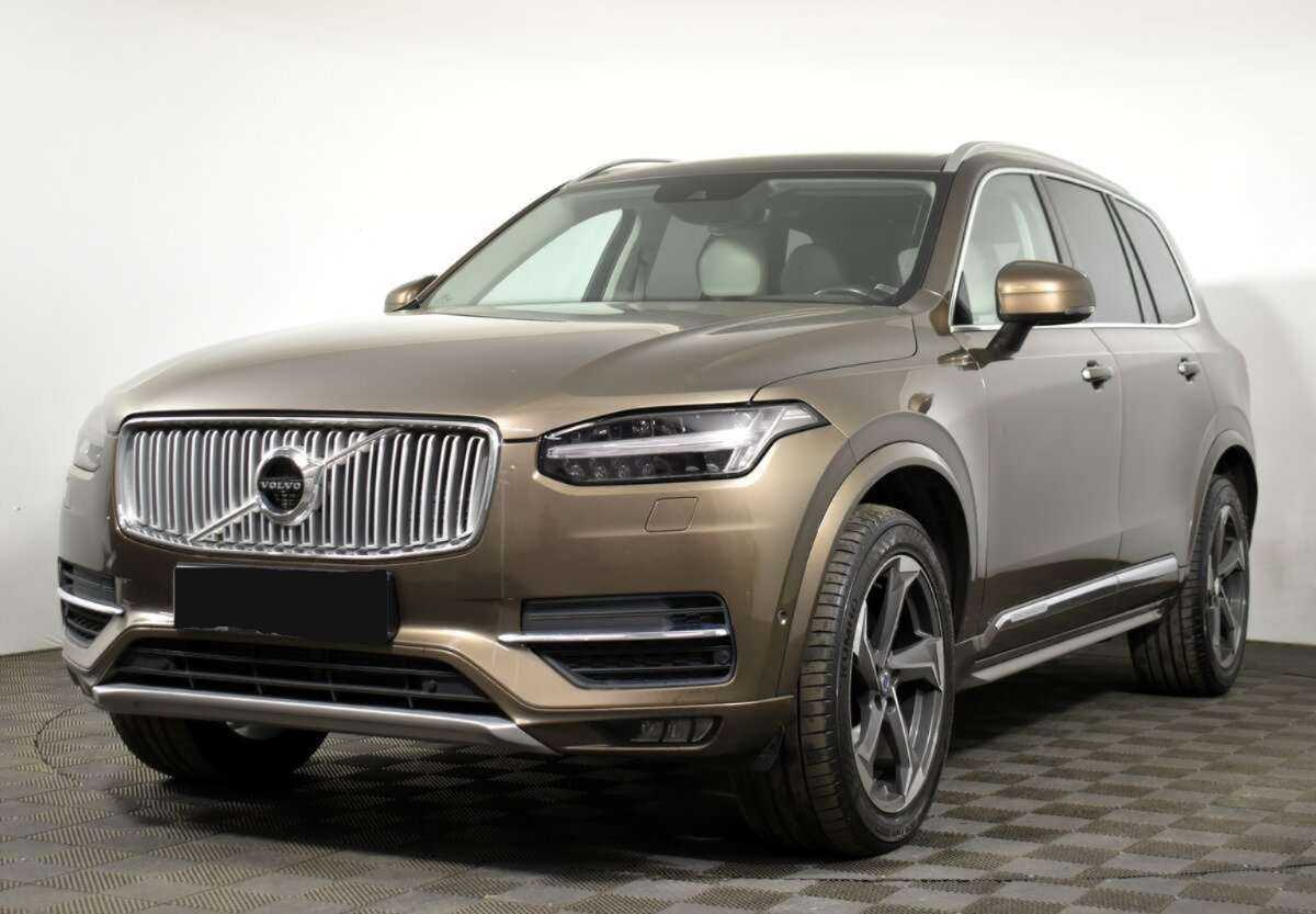 Volvo XC90 с пробегом — 2015 год. Посмотреть фото