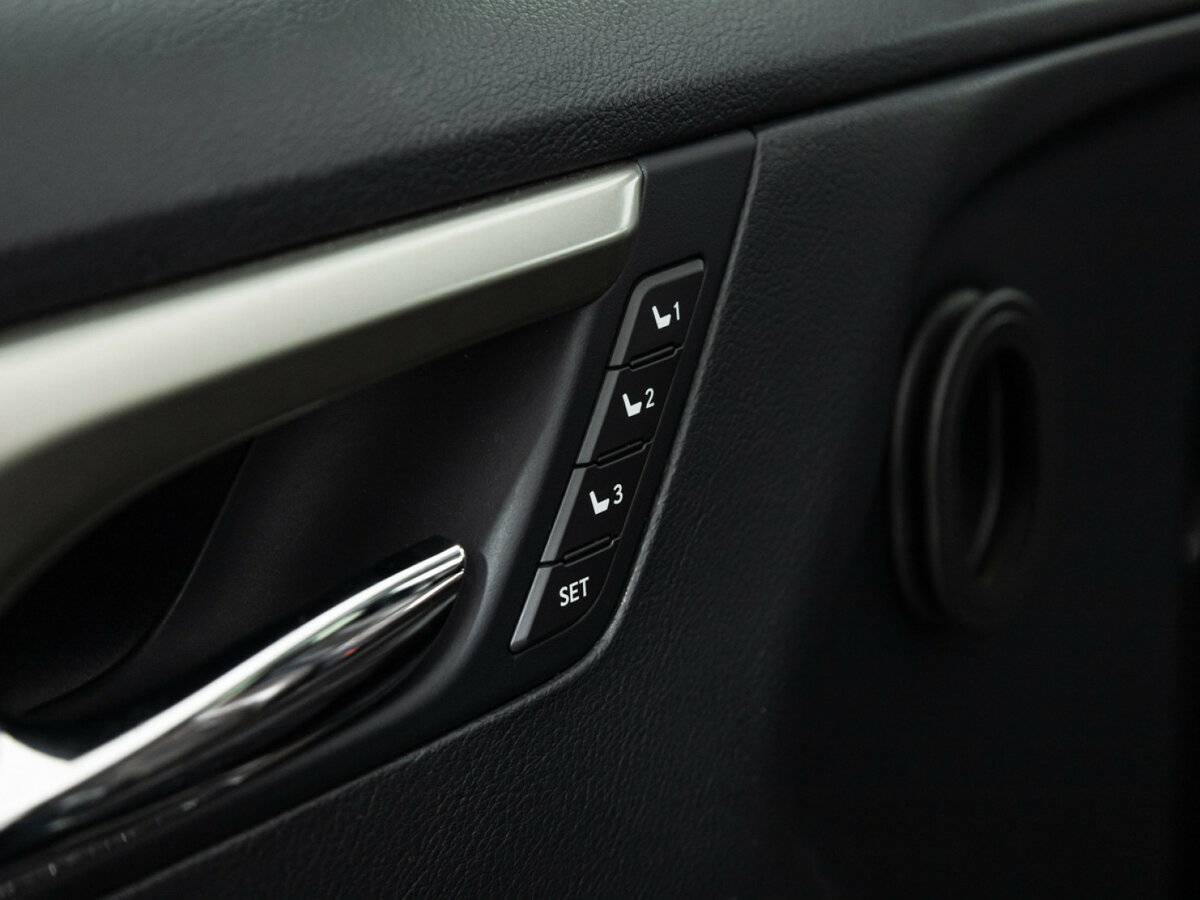 Lexus RX с пробегом — 2018 год. Фото: #13