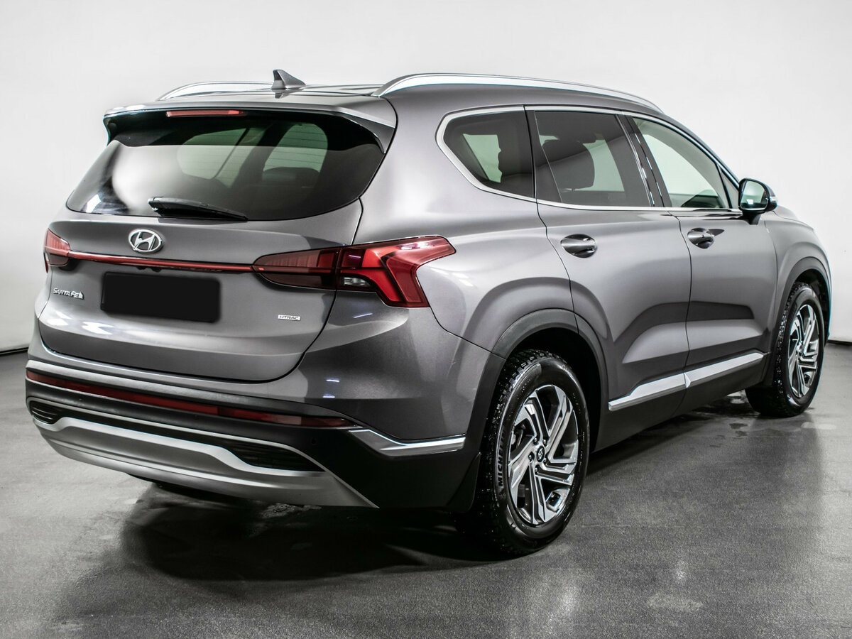 Hyundai Santa Fe с пробегом — 2022 год. Фото: #4