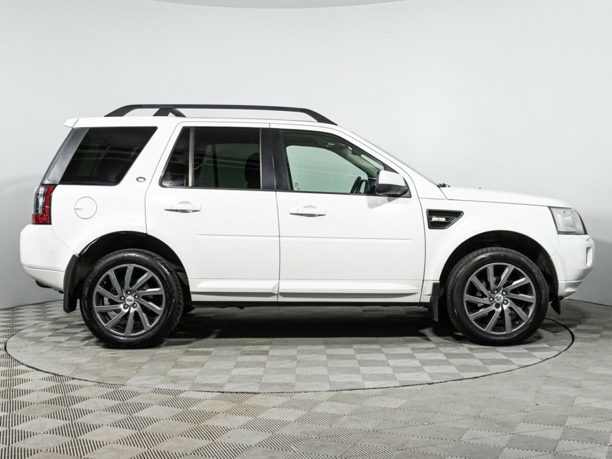 Land Rover Freelander с пробегом — 2011 год. Фото: #3