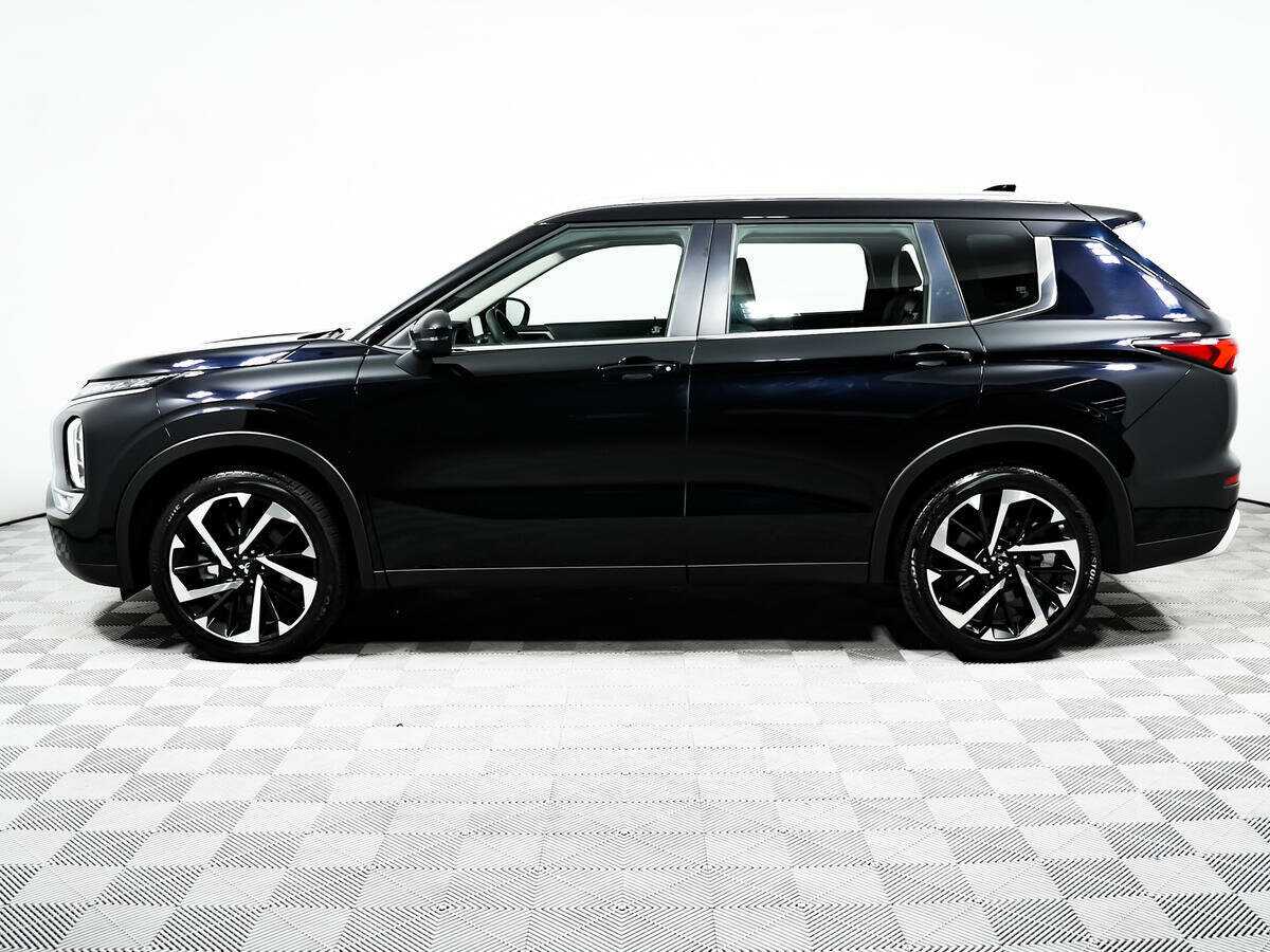 Mitsubishi Outlander с пробегом — 2022 год. Фото: #7