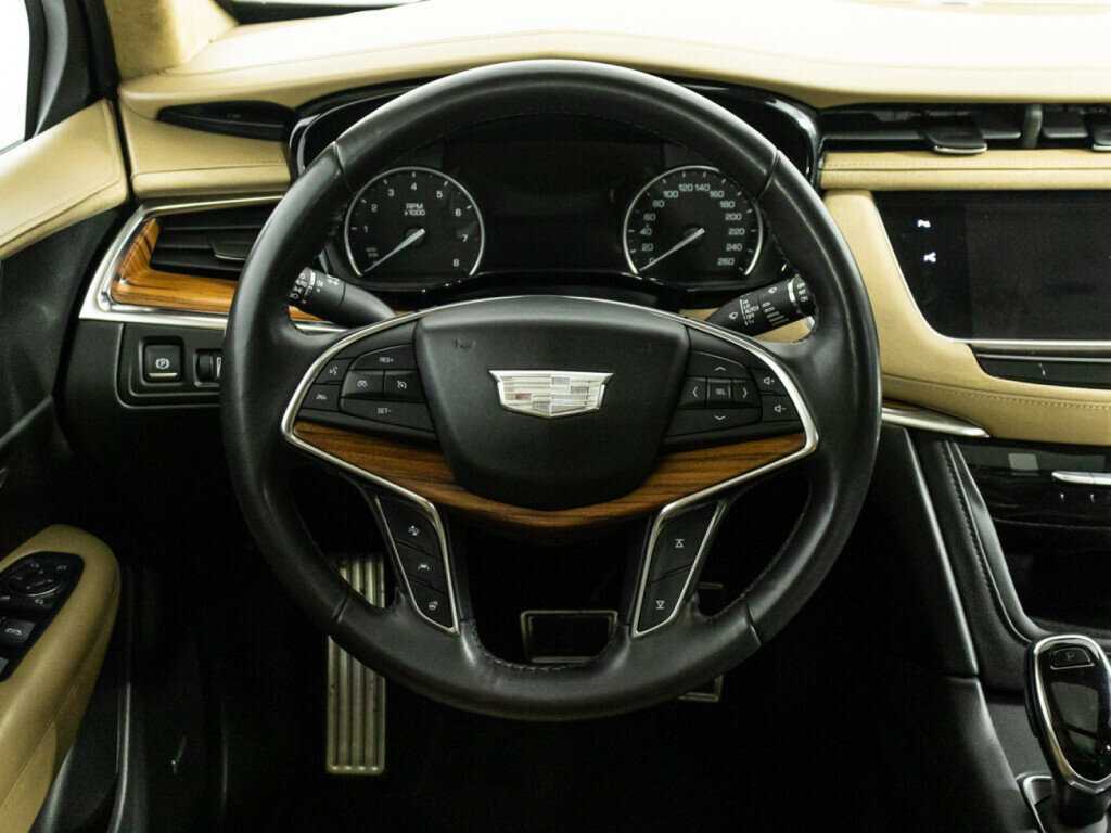 Cadillac XT5 с пробегом — 2016 год. Фото: #25