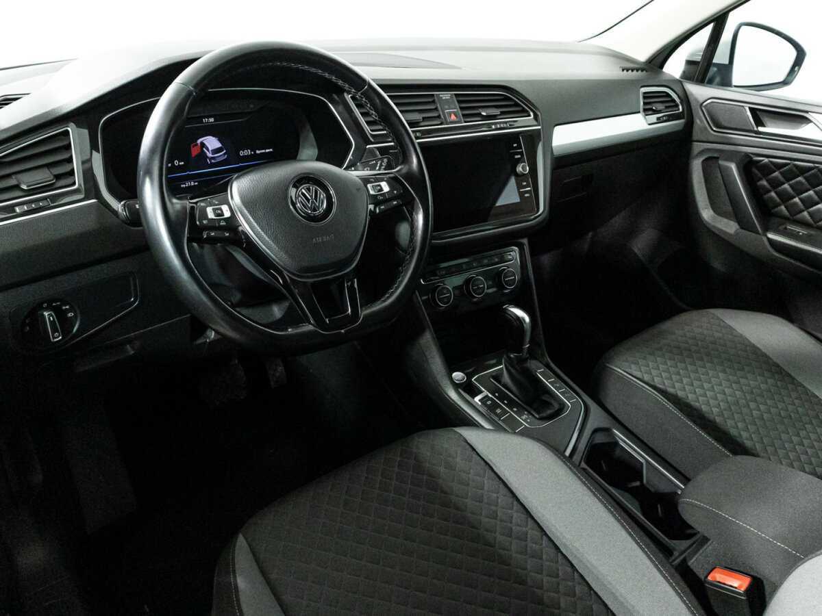 Volkswagen Tiguan с пробегом — 2018 год. Фото: #9