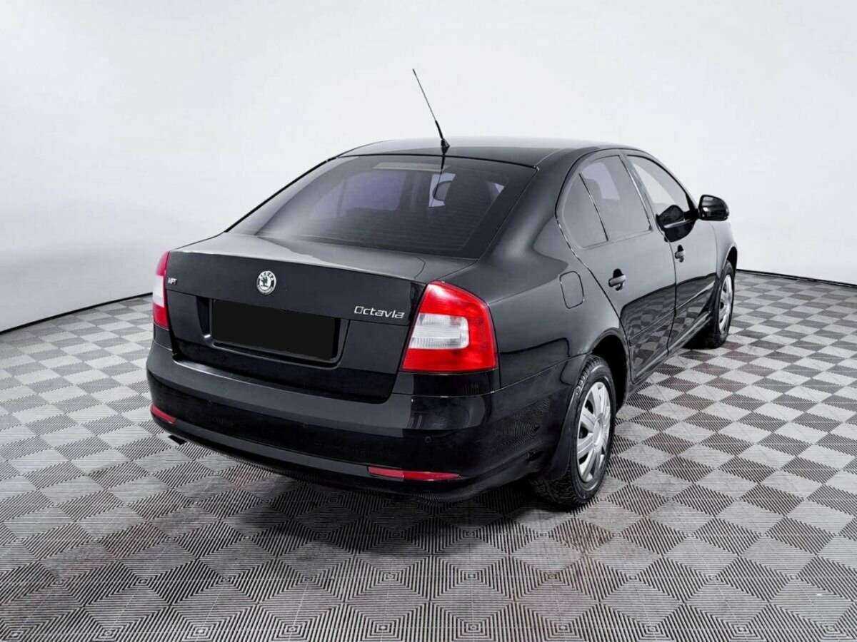 Skoda Octavia с пробегом — 2011 год. Фото: #4