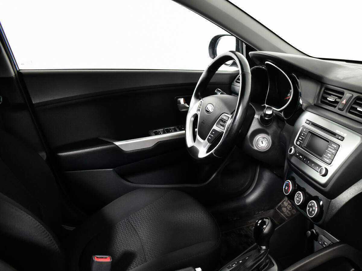Kia Rio с пробегом — 2015 год. Фото: #8