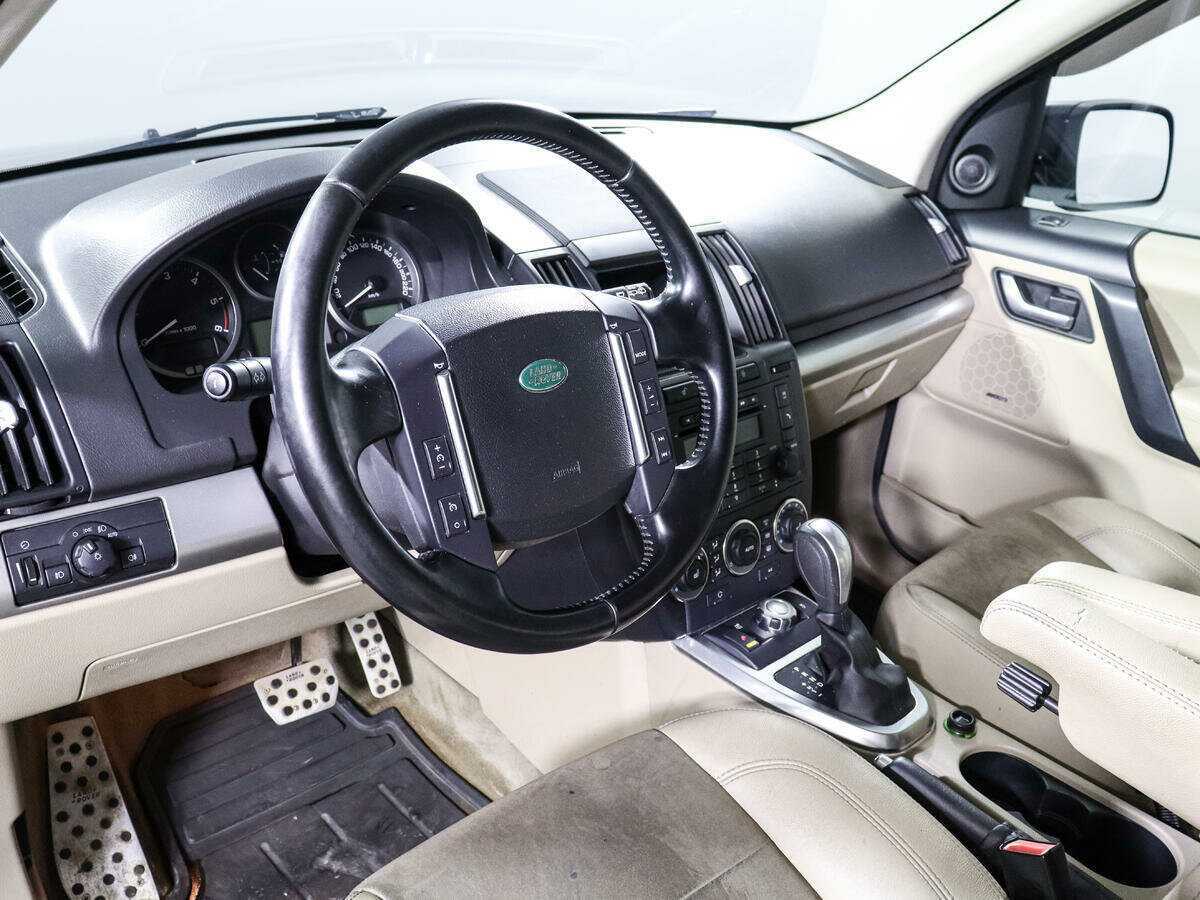 Land Rover Freelander с пробегом — 2011 год. Фото: #13
