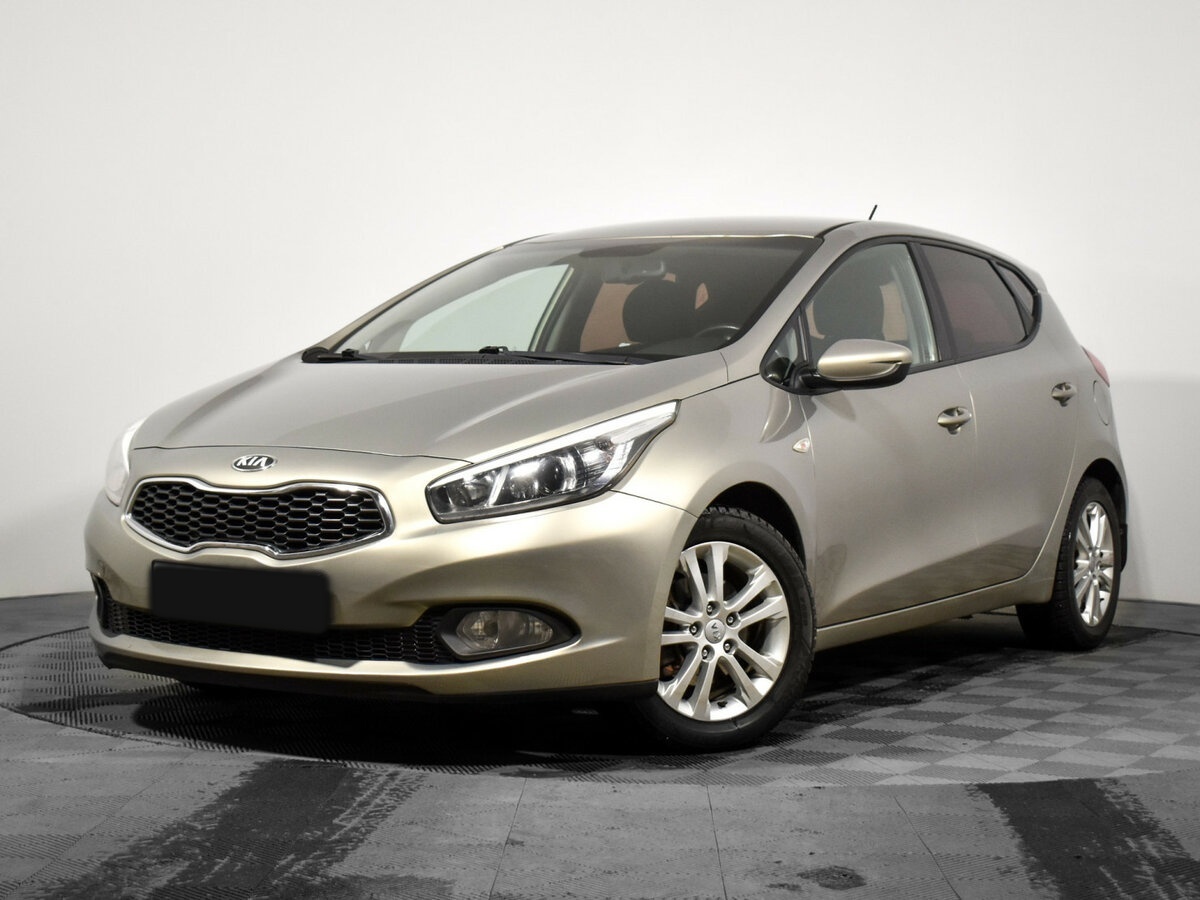 Kia Ceed с пробегом — 2012 год. Фото: #0