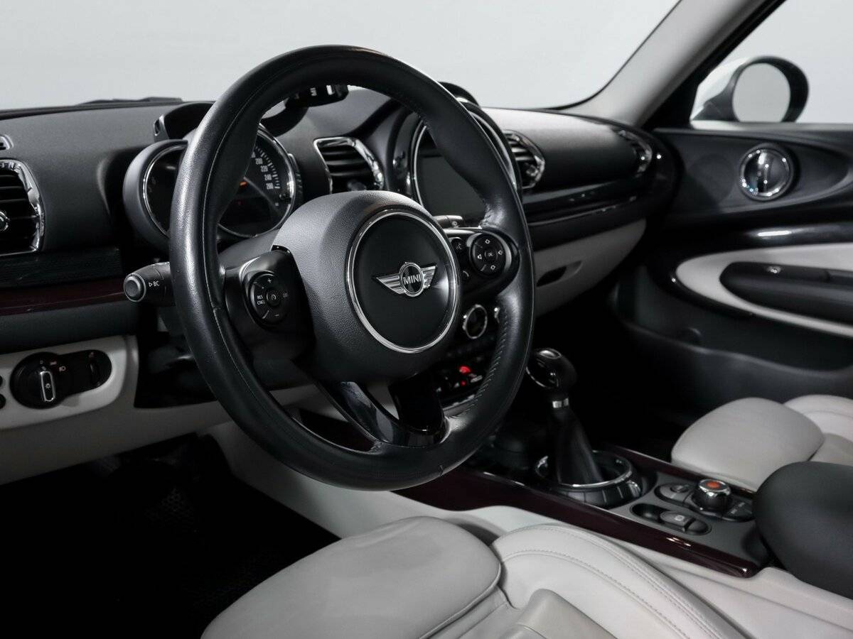 Mini Clubman с пробегом — 2017 год. Фото: #13