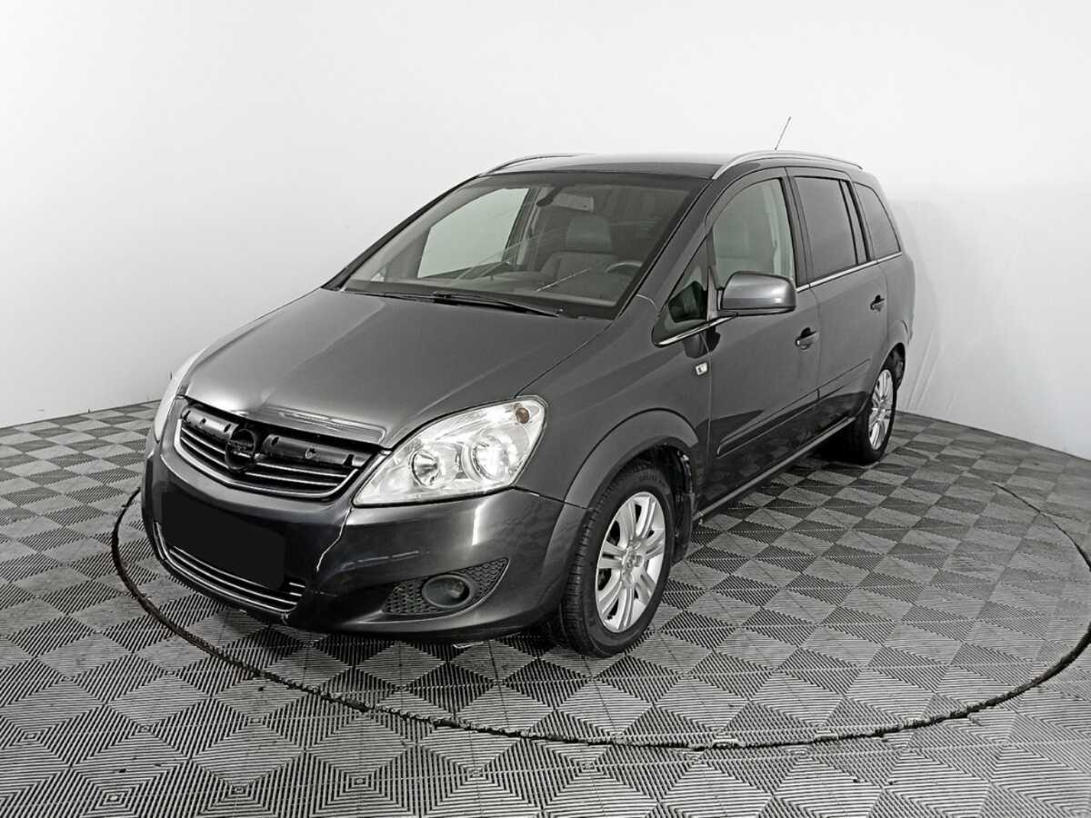 Opel Zafira с пробегом — 2011 год. Фото: #0