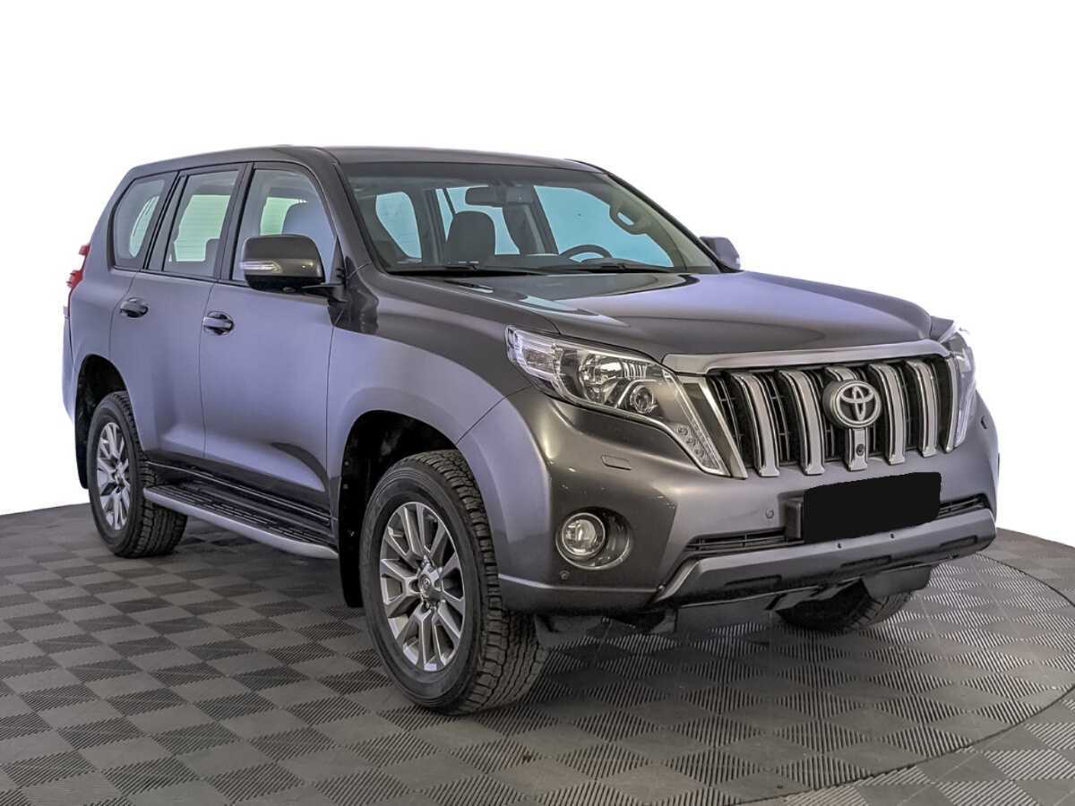 Toyota Land Cruiser Prado с пробегом — 2015 год. Фото: #2