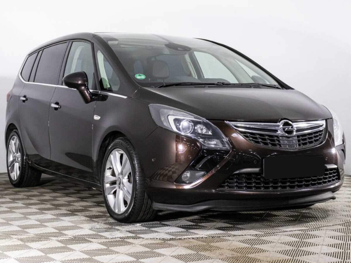 Opel Zafira с пробегом — 2012 год. Фото: #2