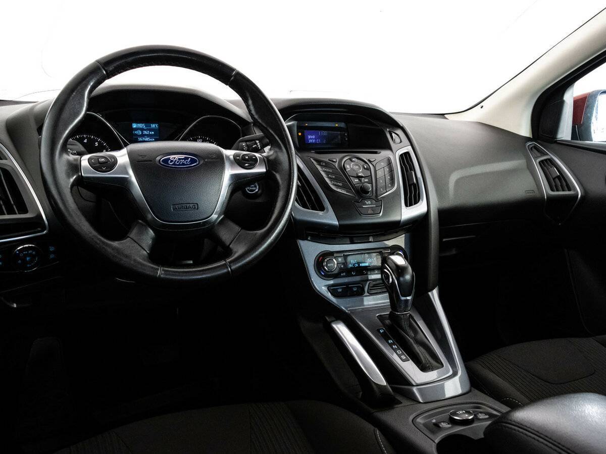 Ford Focus с пробегом — 2011 год. Фото: #8