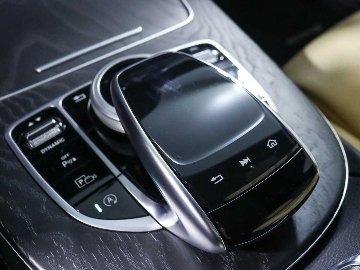 Mercedes-Benz E-Класс с пробегом — 2020 год. Фото: #13