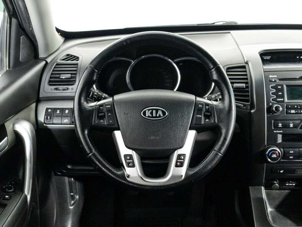Kia Sorento с пробегом — 2012 год. Фото: #15