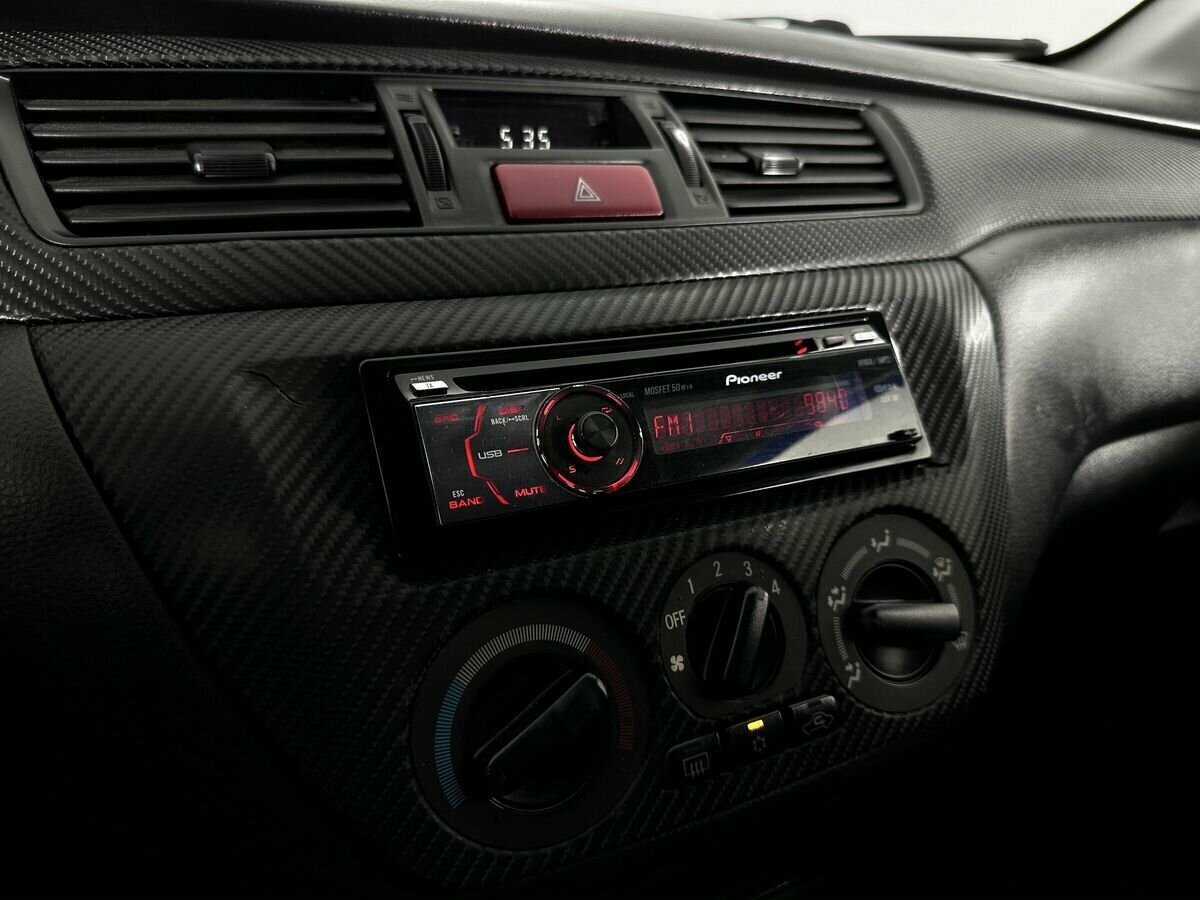 Mitsubishi Lancer с пробегом — 2007 год. Фото: #9