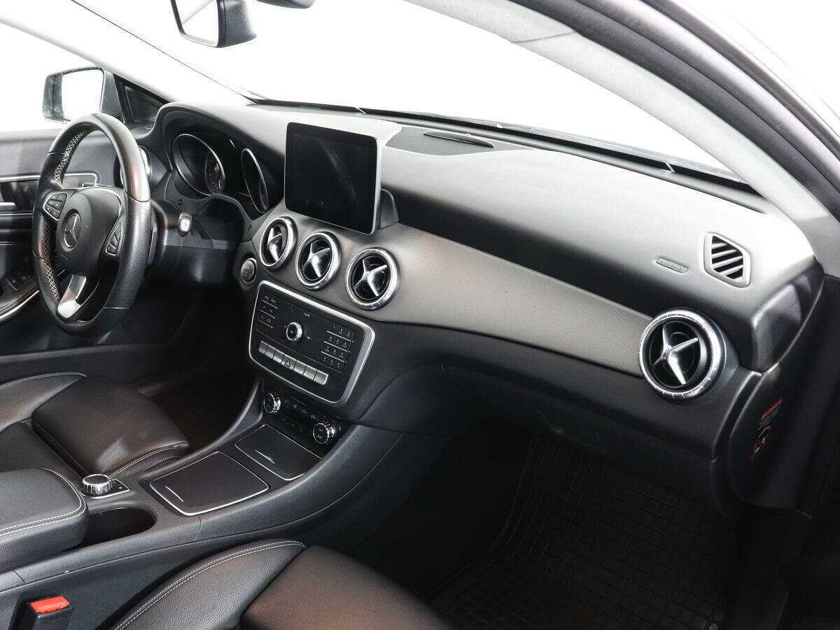 Mercedes-Benz CLA с пробегом — 2016 год. Фото: #7