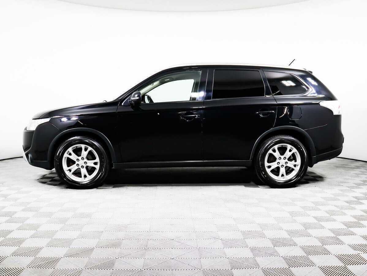 Mitsubishi Outlander с пробегом — 2014 год. Фото: #7