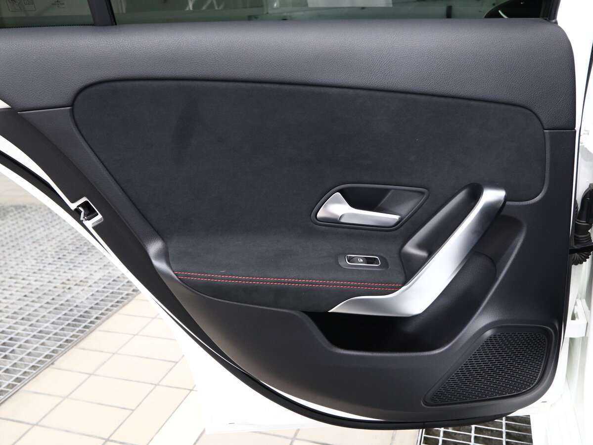 Mercedes-Benz A-Класс с пробегом — 2019 год. Фото: #10
