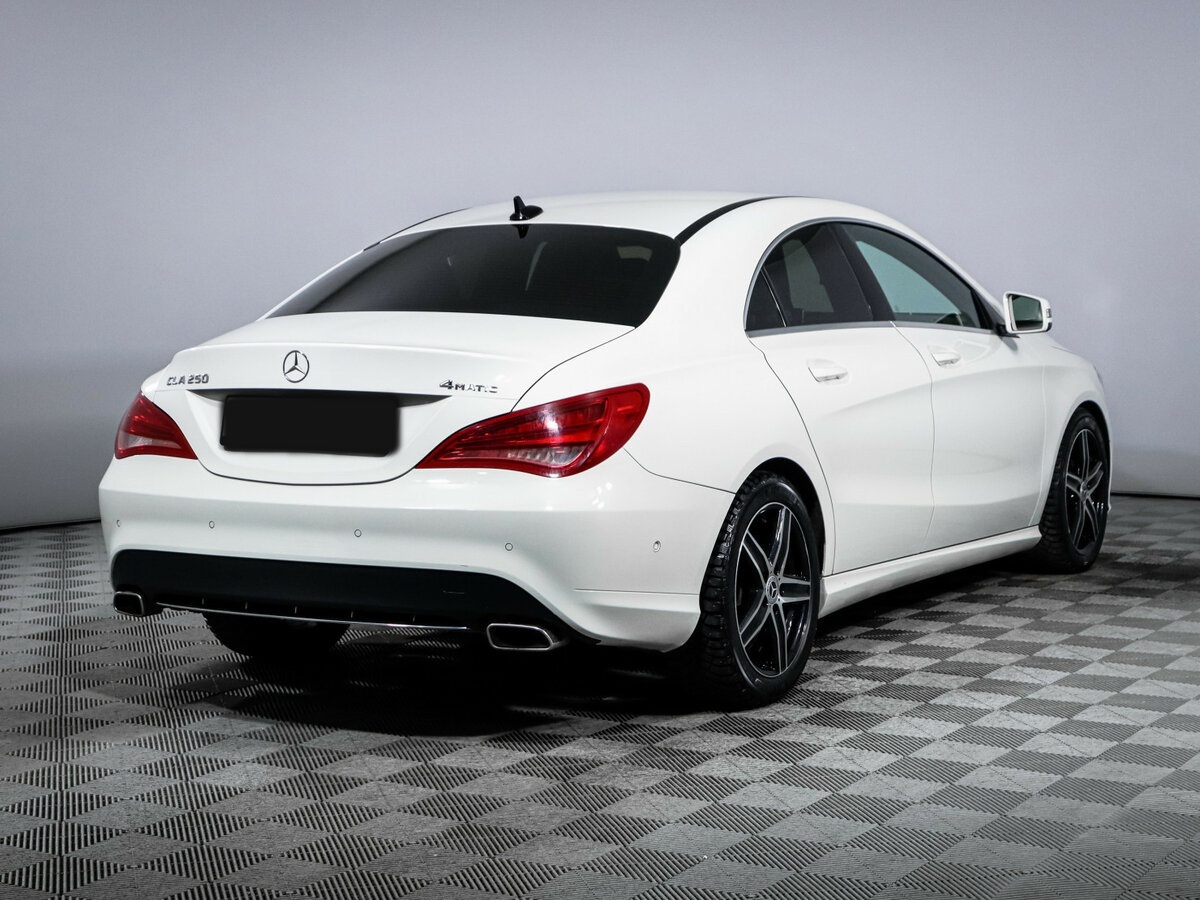 Mercedes-Benz CLA с пробегом — 2014 год. Фото: #3