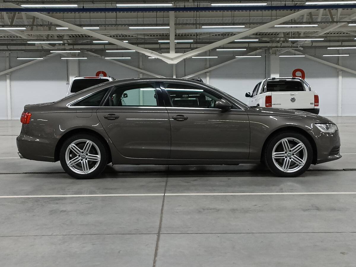 Audi A6 с пробегом — 2014 год. Фото: #3