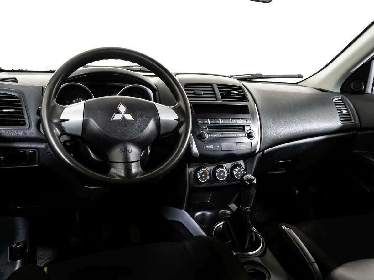 Mitsubishi ASX с пробегом — 2011 год. Фото: #9