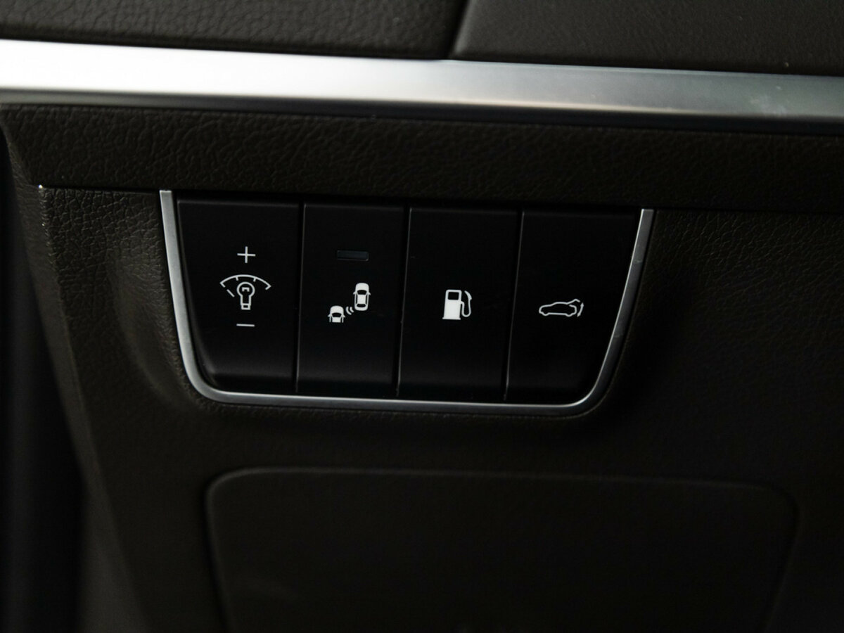 Kia Stinger с пробегом — 2018 год. Фото: #19