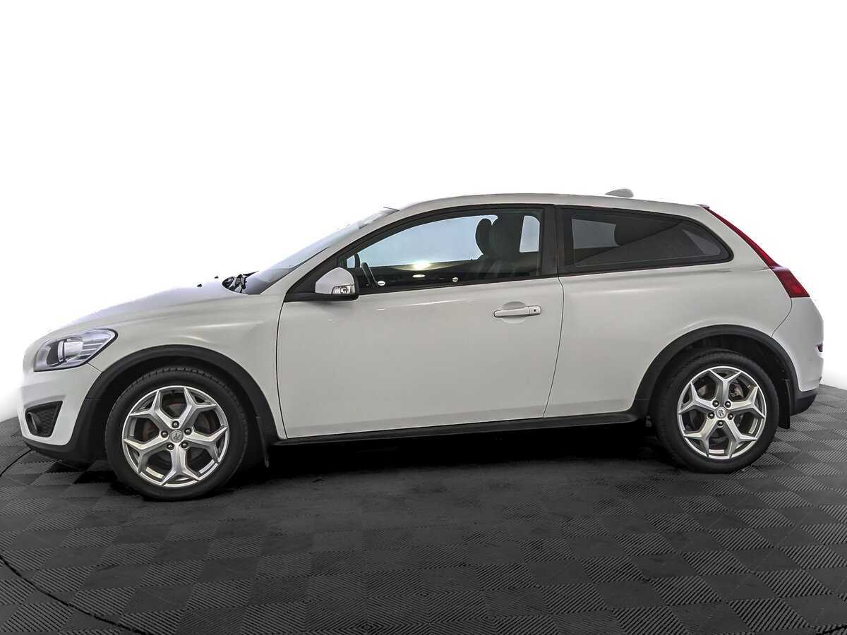 Volvo C30 с пробегом — 2011 год. Фото: #7