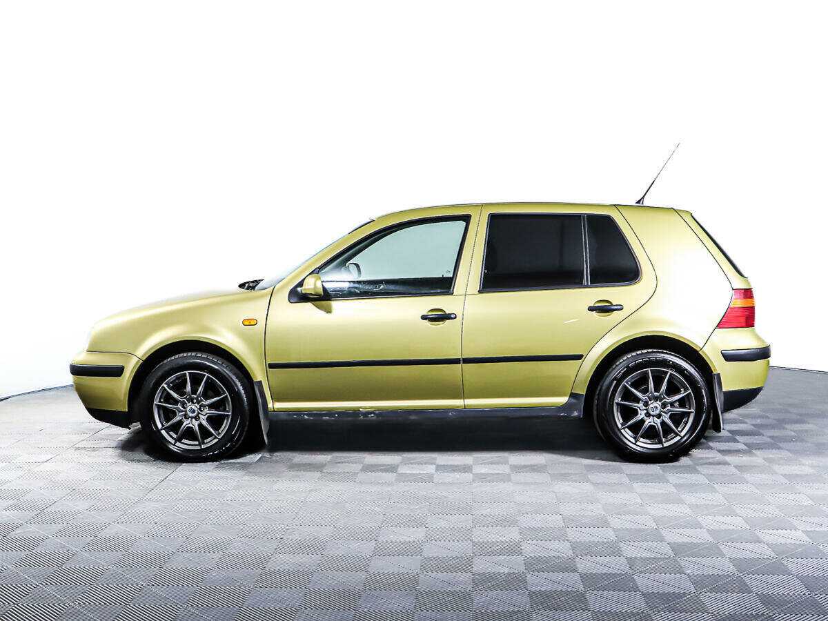 Volkswagen Golf с пробегом — 1999 год. Фото: #7