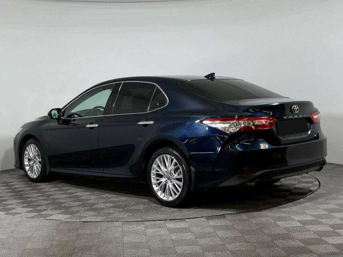 Toyota Camry с пробегом — 2019 год. Фото: #5
