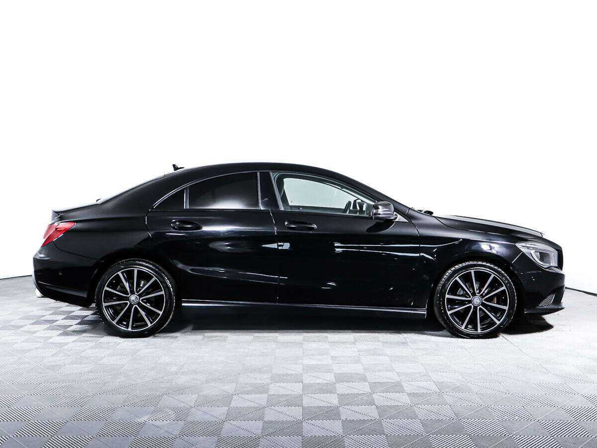 Mercedes-Benz CLA с пробегом — 2015 год. Фото: #3