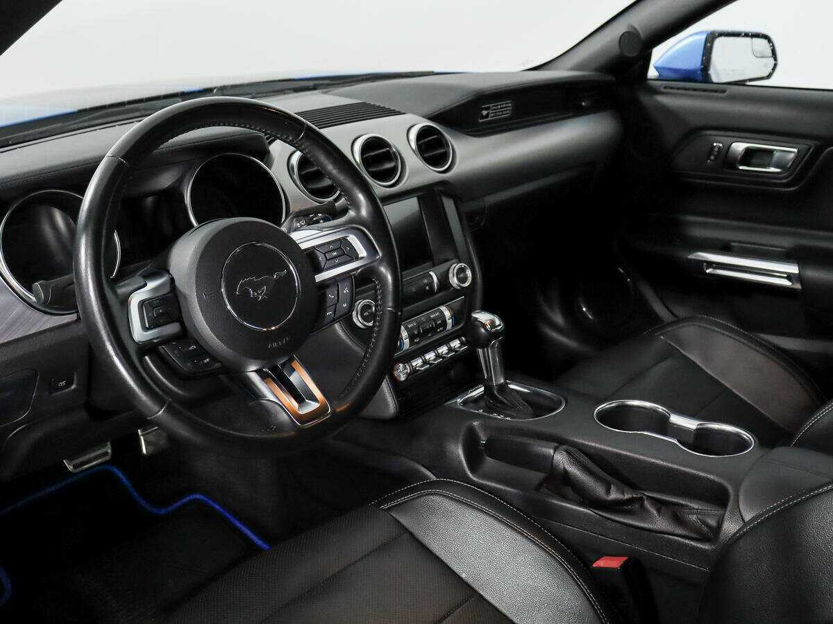 Ford Mustang с пробегом — 2020 год. Фото: #13