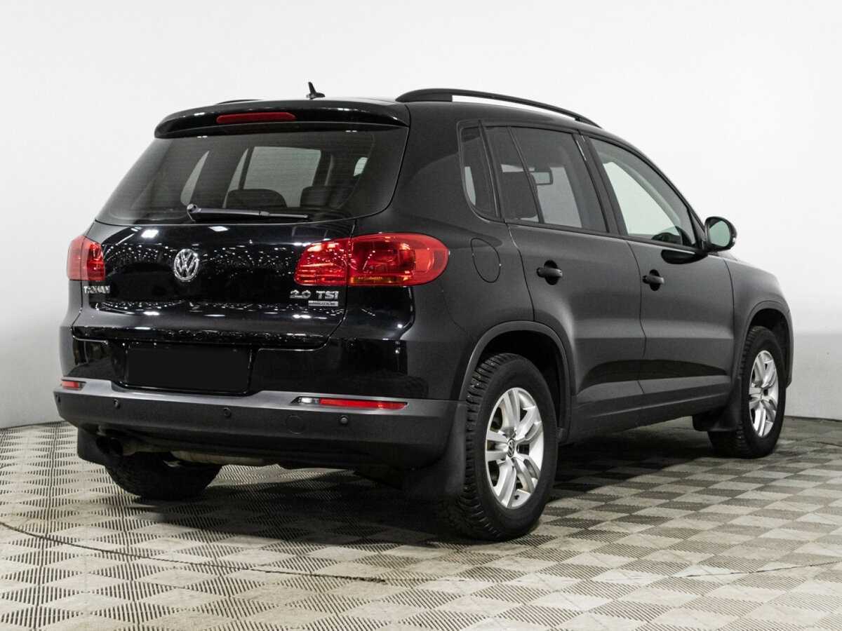 Volkswagen Tiguan с пробегом — 2015 год. Фото: #4
