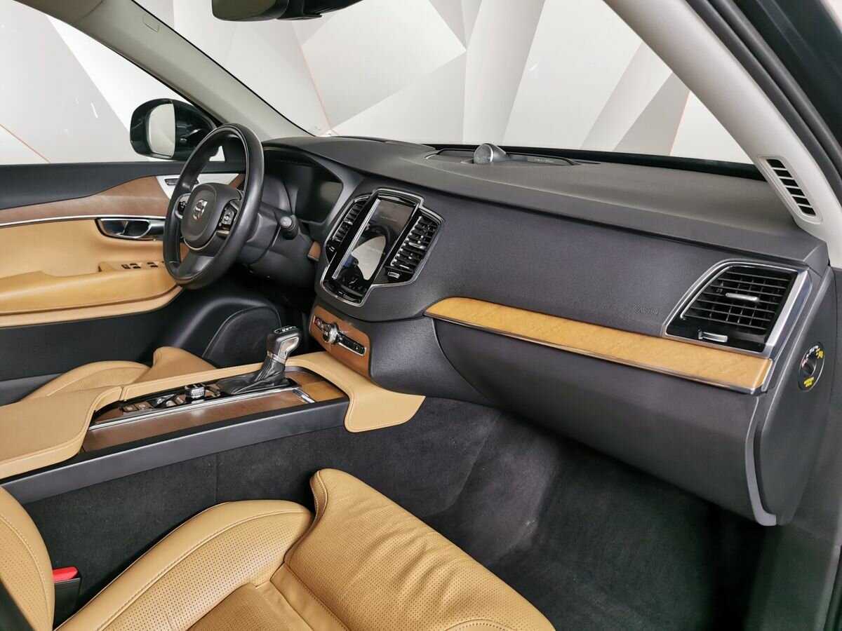Volvo XC90 с пробегом — 2015 год. Фото: #8