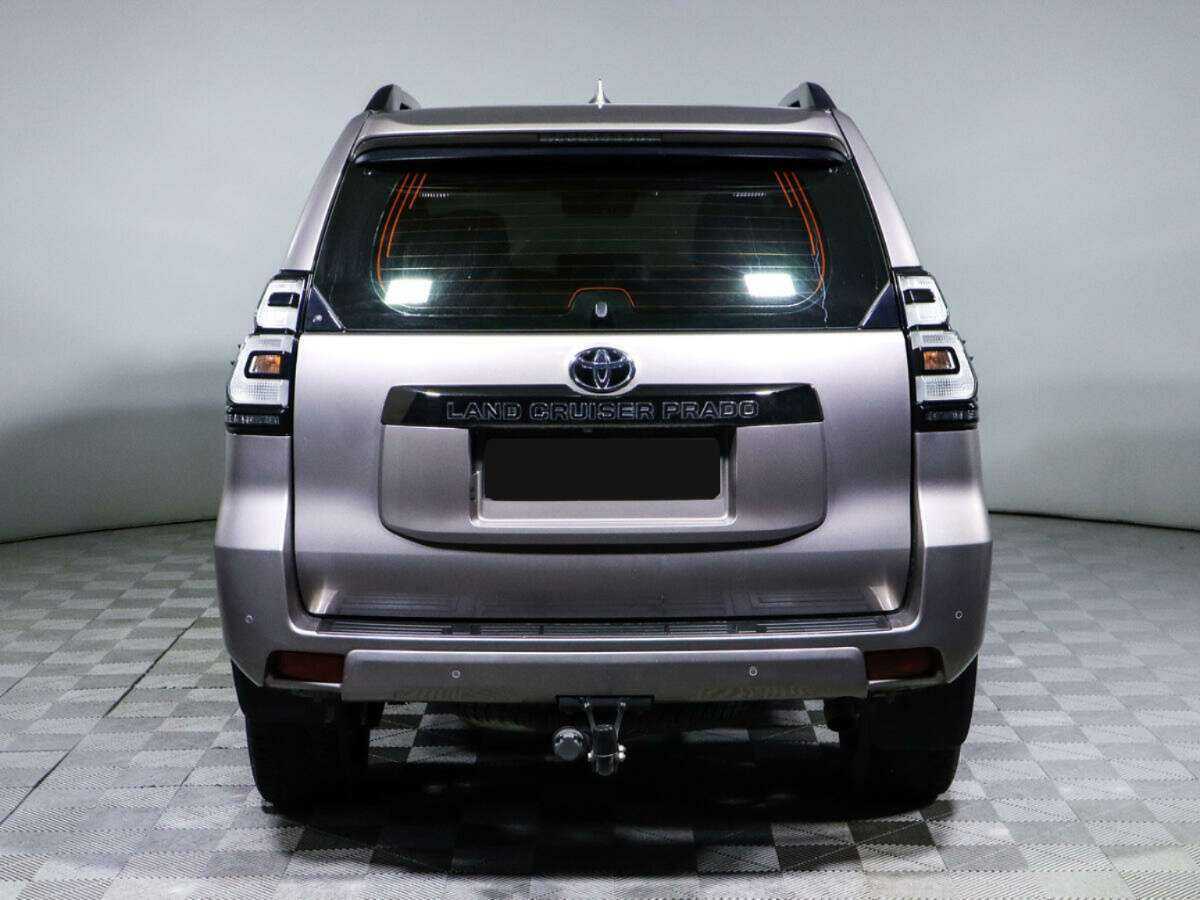 Toyota Land Cruiser Prado с пробегом — 2020 год. Фото: #3