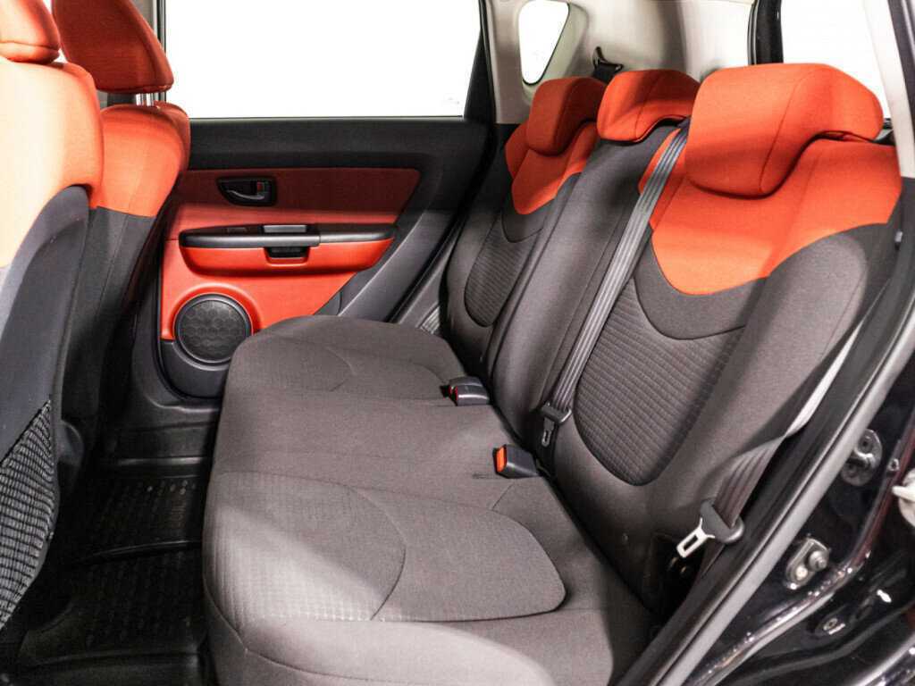 Kia Soul с пробегом — 2010 год. Фото: #9