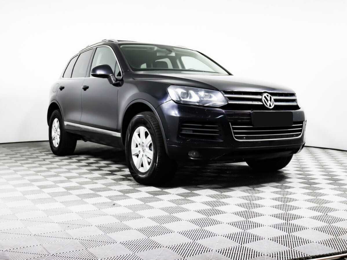 Volkswagen Touareg с пробегом — 2013 год. Фото: #2