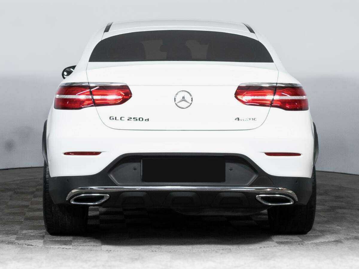 Mercedes-Benz GLC Coupe с пробегом — 2018 год. Фото: #5