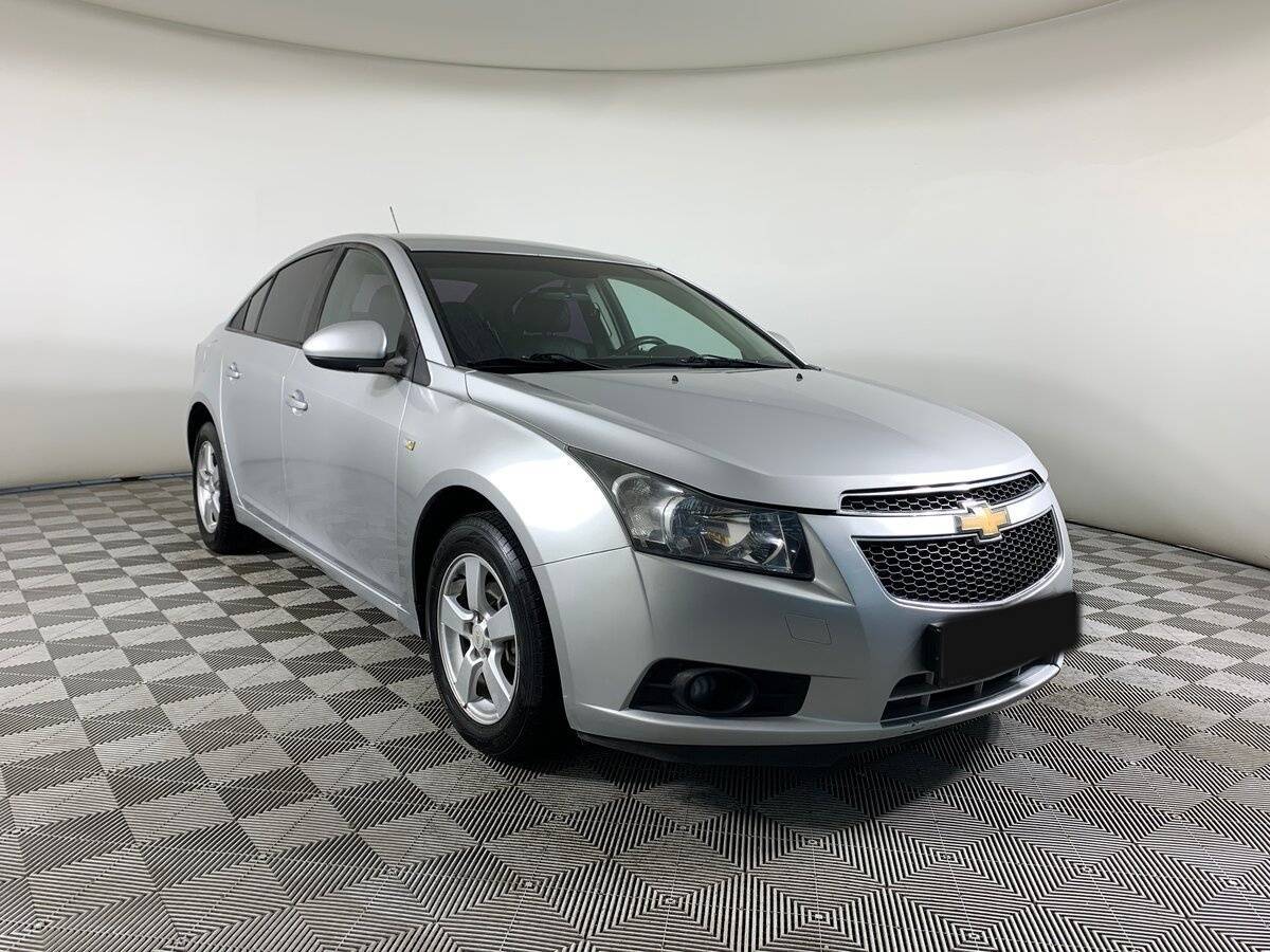 Chevrolet Cruze с пробегом — 2011 год. Фото: #2