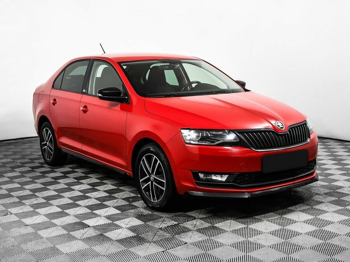 Skoda Rapid с пробегом — 2018 год. Фото: #2