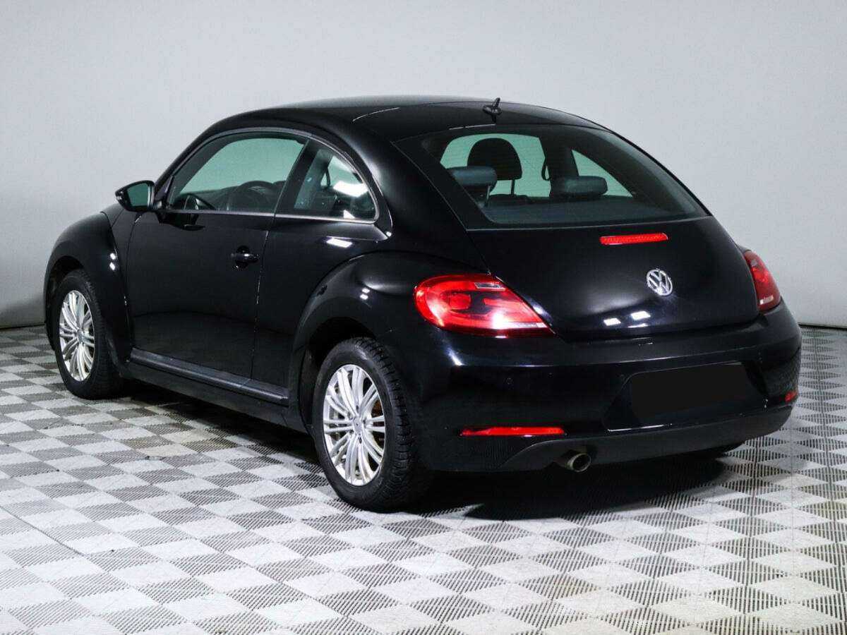 Volkswagen Beetle с пробегом — 2013 год. Фото: #5