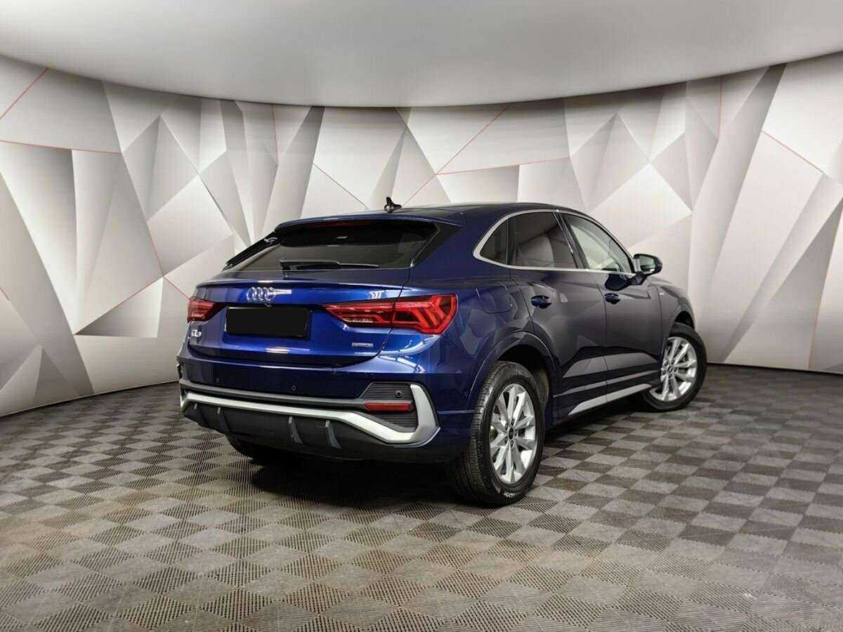 Audi Q3 Sportback с пробегом — 2020 год. Фото: #1