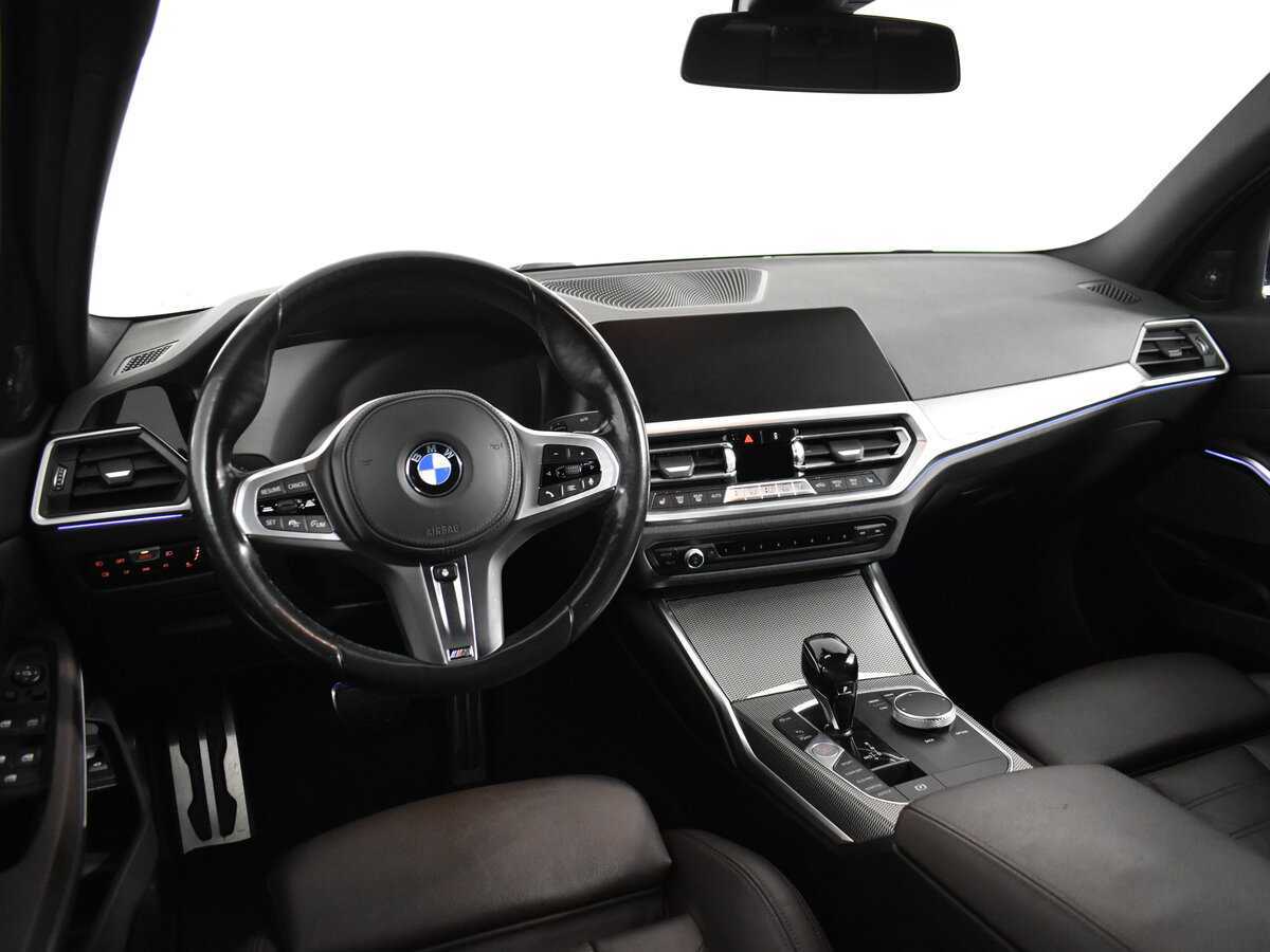 BMW 3 серии с пробегом — 2020 год. Фото: #12